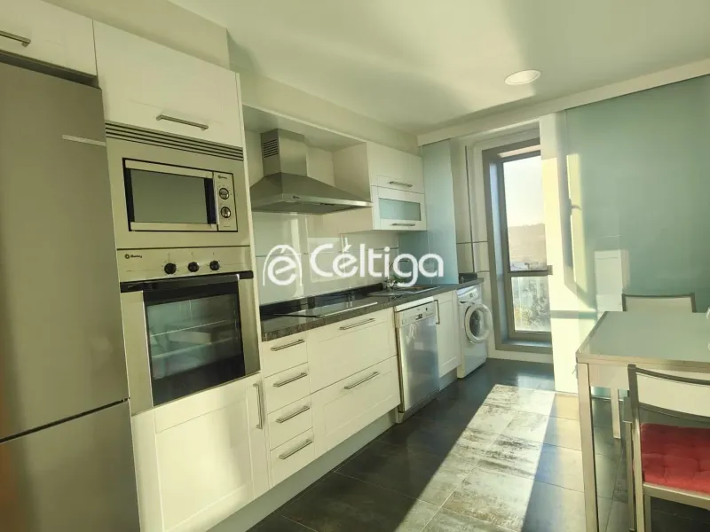 Perillo-Oleiros: Vivienda de 2 dormitorios con vistas