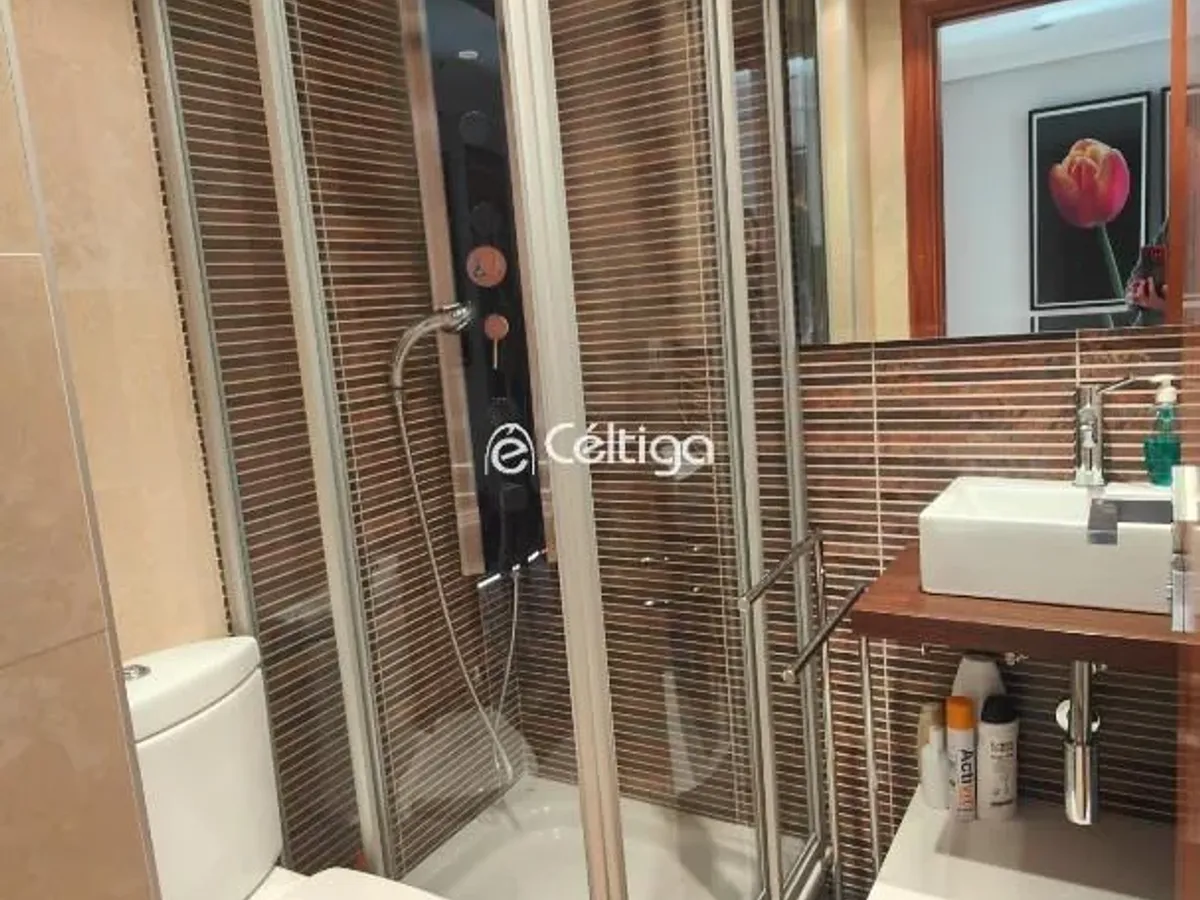 Perillo-Oleiros: Vivienda de 2 dormitorios con vistas