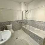 Apartamento T2 com vista mar situado perto do centro histórico de Albufeira. 12