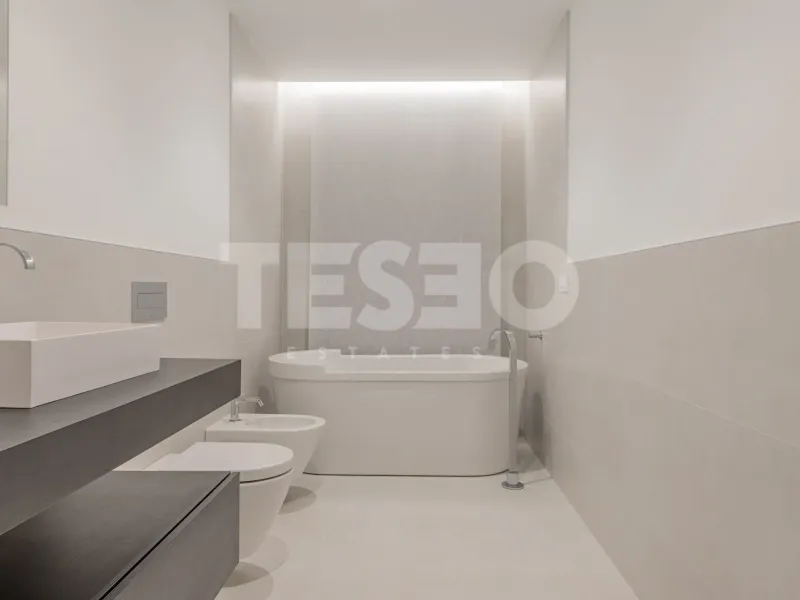 Fabulous Contemporary Style villa next to Valderrama Golf Course and facing a green protected zone.