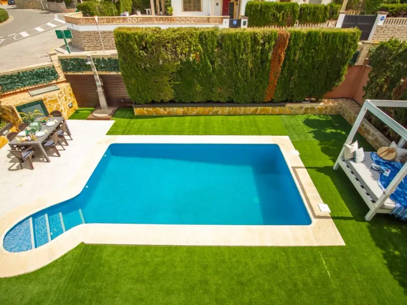 Maison jumelée à vendre avec piscine à Badia Gran