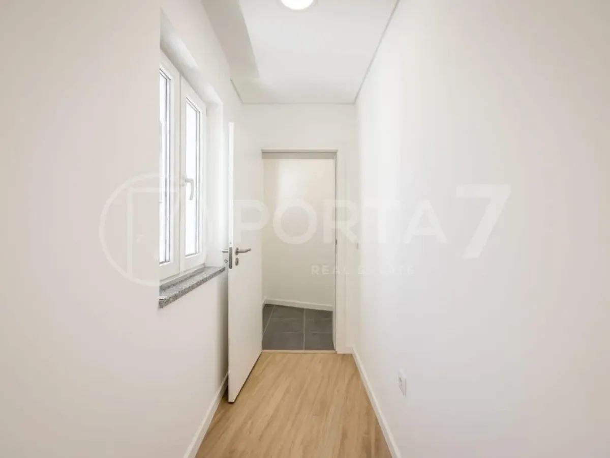 Andar Moradia T3 no Centro de Ílhavo – Pronta a Habitar e a Poucos Minutos das Praias e da Ria de Aveiro