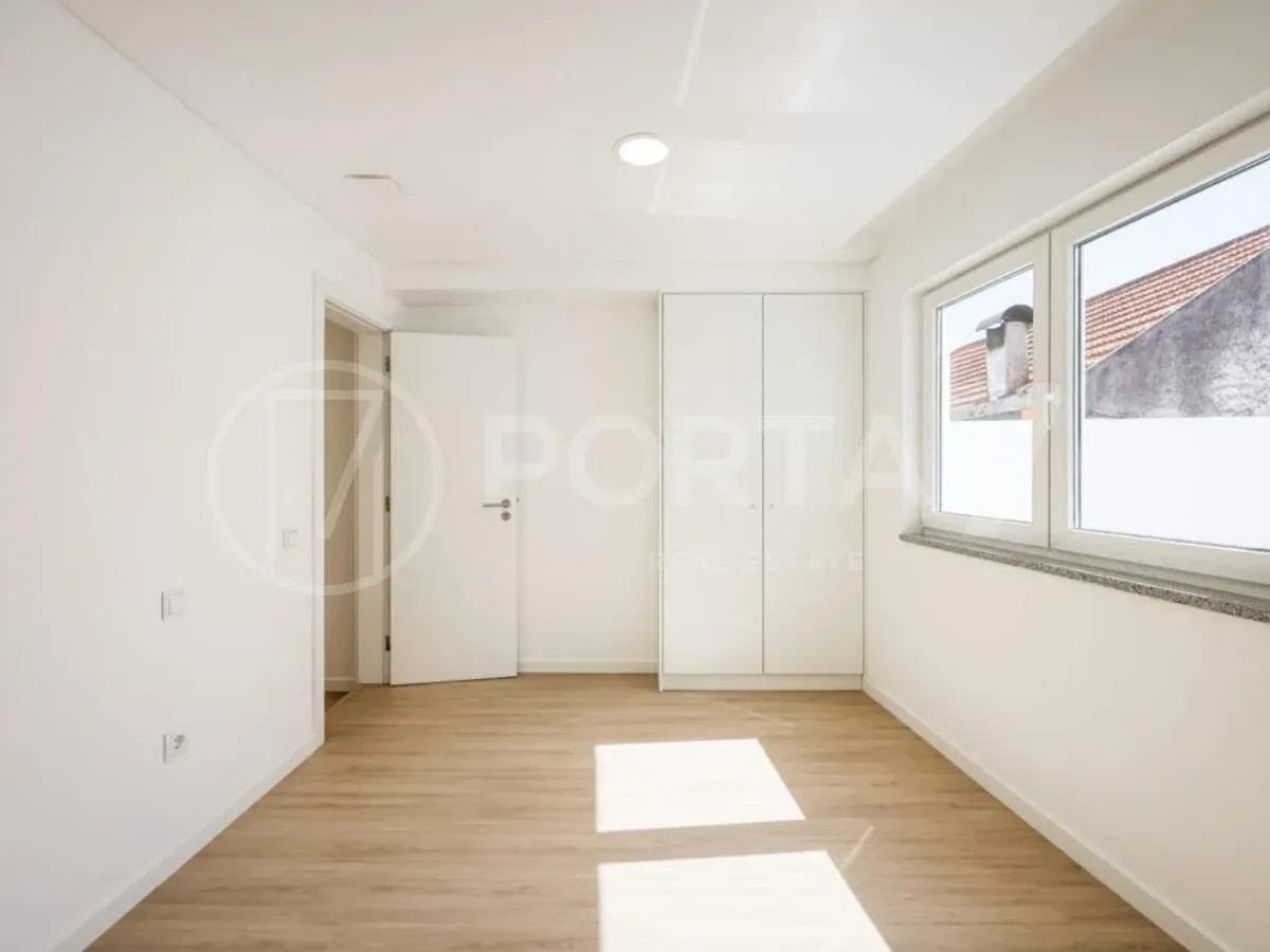 Andar Moradia T3 no Centro de Ílhavo – Pronta a Habitar e a Poucos Minutos das Praias e da Ria de Aveiro