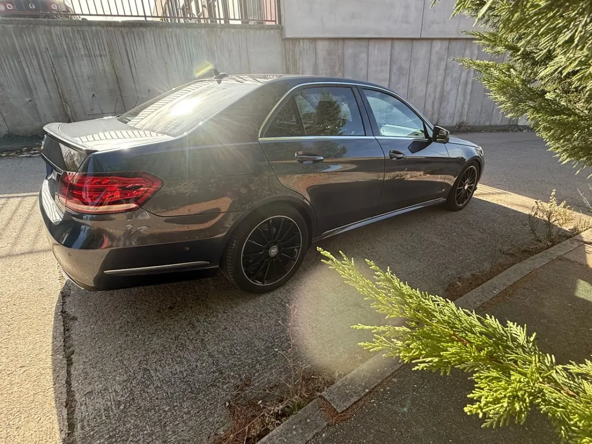 Mercedes Clase E E 220 BlueTEC Berlina Aut. 4 MATIC