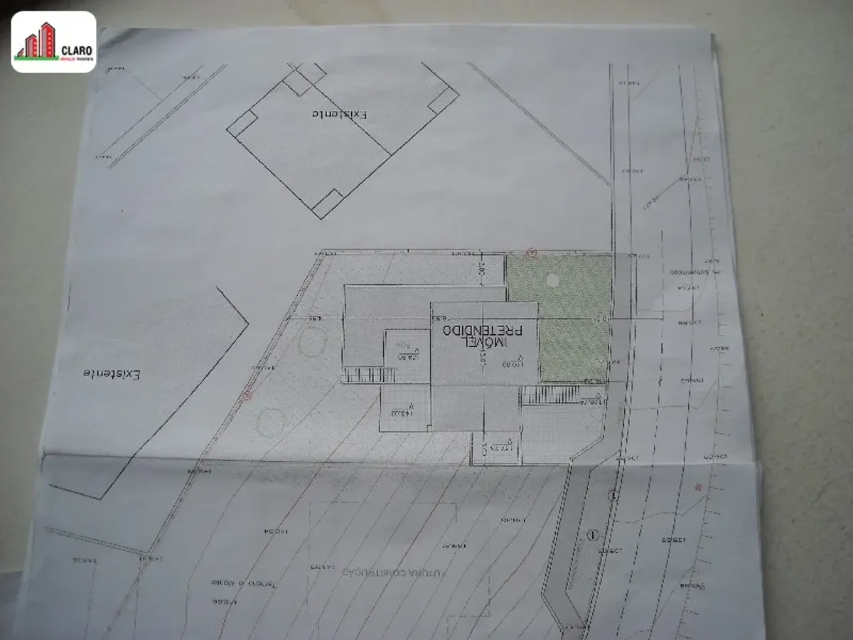 Terreno (550m2) p/ const. Mor. - S. Mart. Bispo