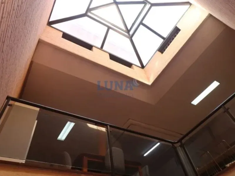 Edificio de 5 plantas con piscina en Getafe