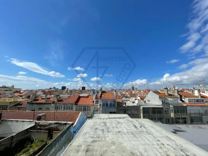 Apartamento T3 mobilado e equipado pronto a habitar