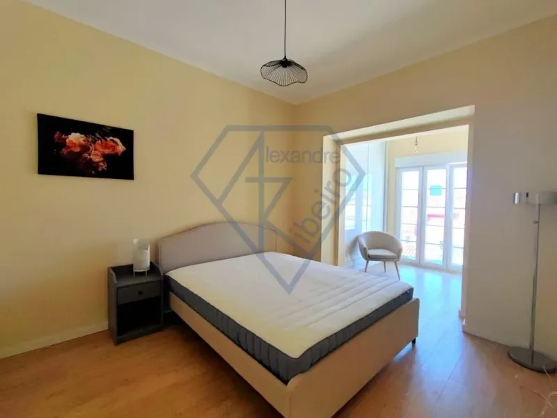 Apartamento T3 mobilado e equipado pronto a habitar