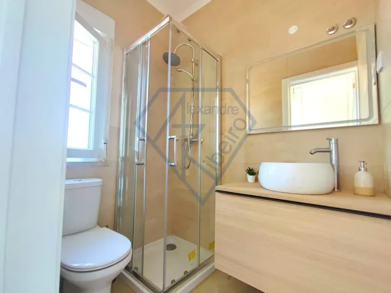 Apartamento T3 mobilado e equipado pronto a habitar