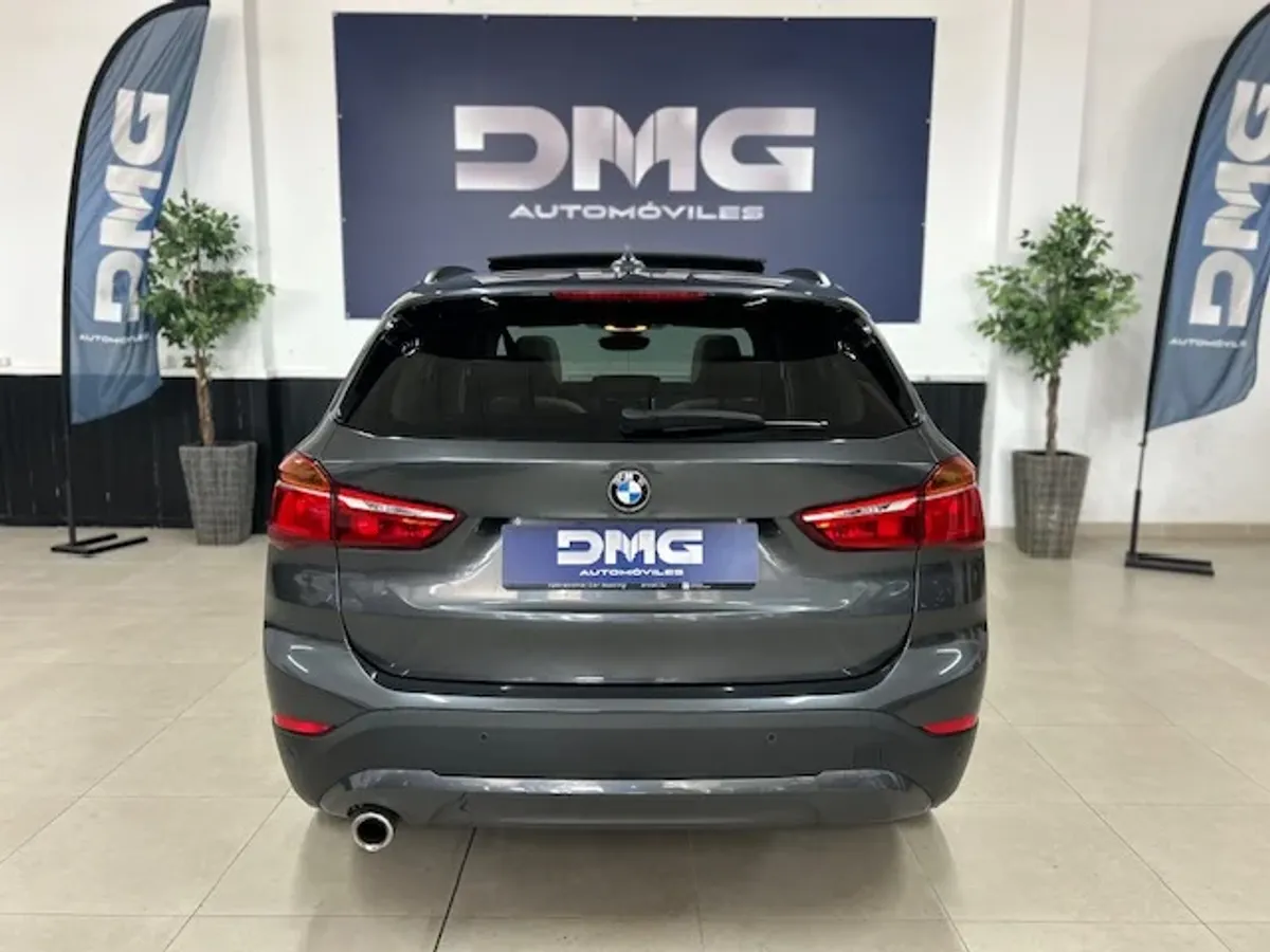 BMW X1 sDrive18i 5D Xline