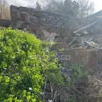 MORADIA TÉRREA E PALHEIRO COM TERRENO NA RAPOSEIRA-MADEIRA PARA RECUPERAR 2