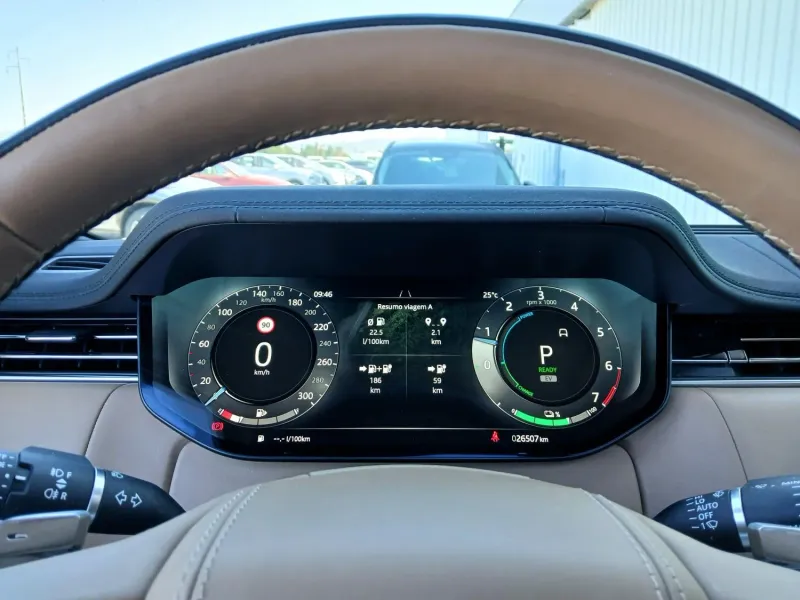 Land Rover Range Rover 3.0 P460e HSE