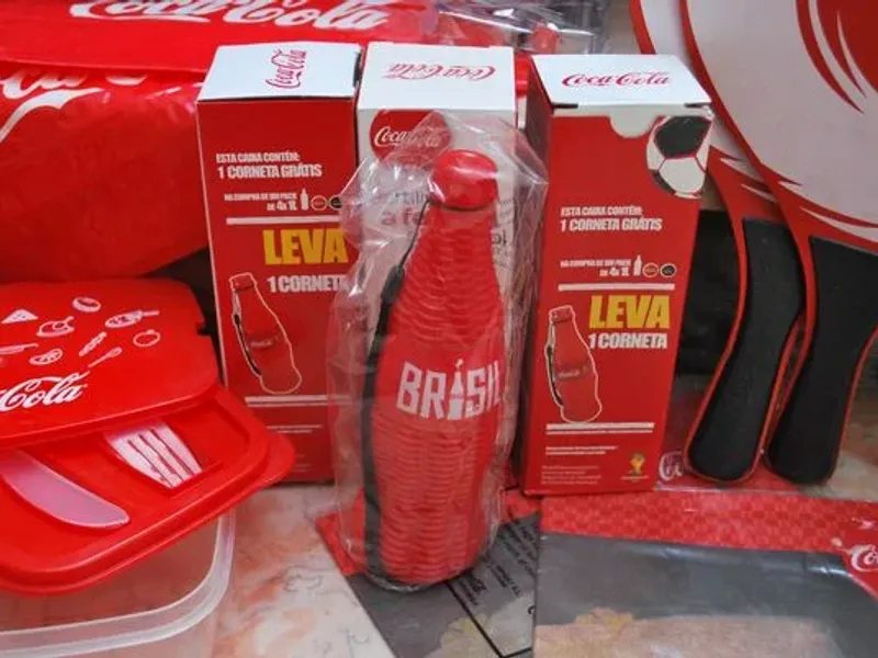 Artigos publicitários/merchandising da Coca-Cola