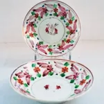 2 taças de porcelana antigas com muito uso  6