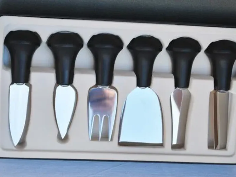 Conjunto de acessórios para servir queijos 