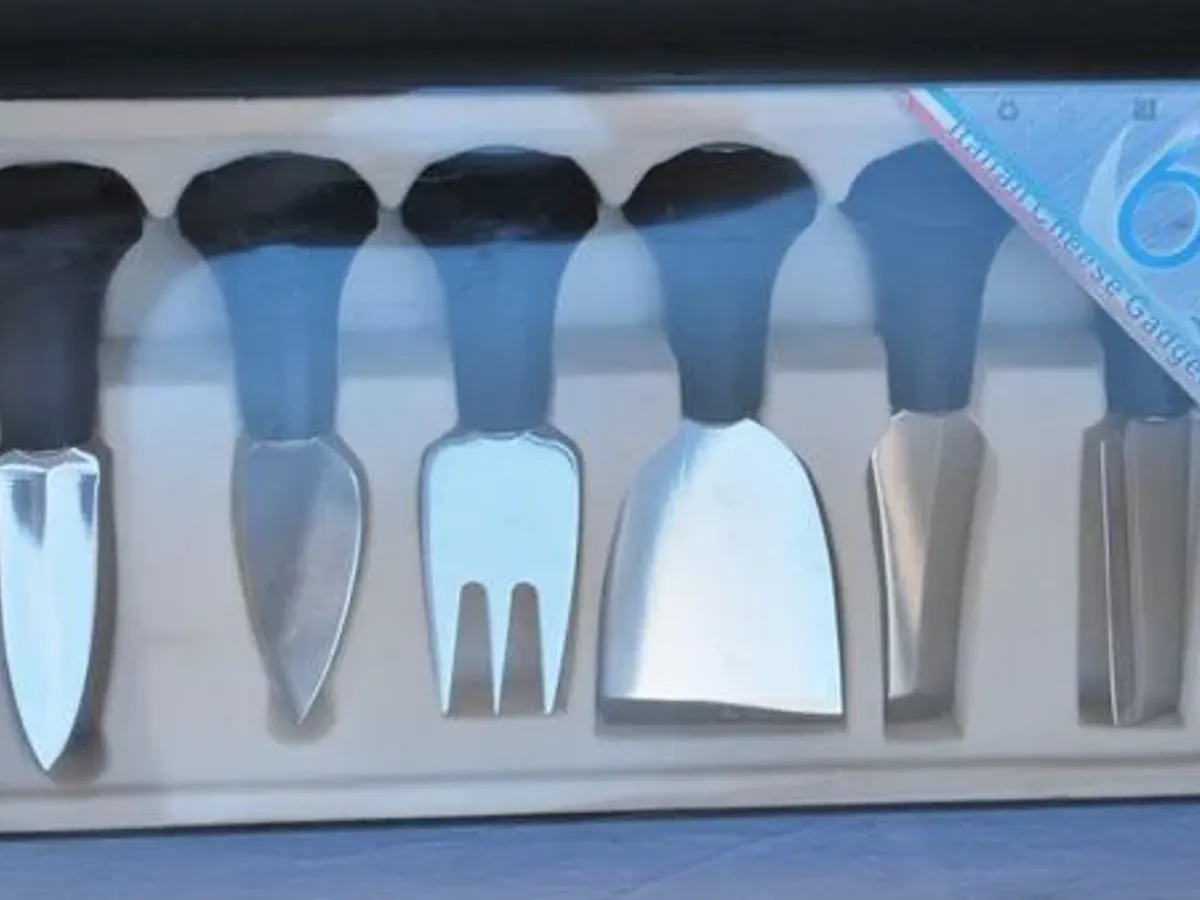 Conjunto de acessórios para servir queijos 