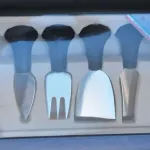 Conjunto de acessórios para servir queijos  2