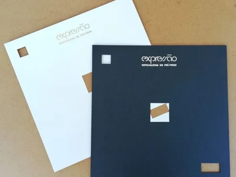 Carta de cores c/ 35 escalas impressa em offset