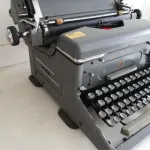 Máquina de escrever IMPERIAL 65 vintage typewriter 2