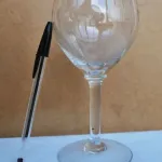 Copo de pé alto gravado  4