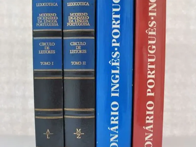 Dicionários de Português / Português-Inglês 