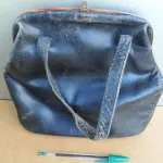 Mala de mão dos anos 60, em pele, da casa Galeão 1