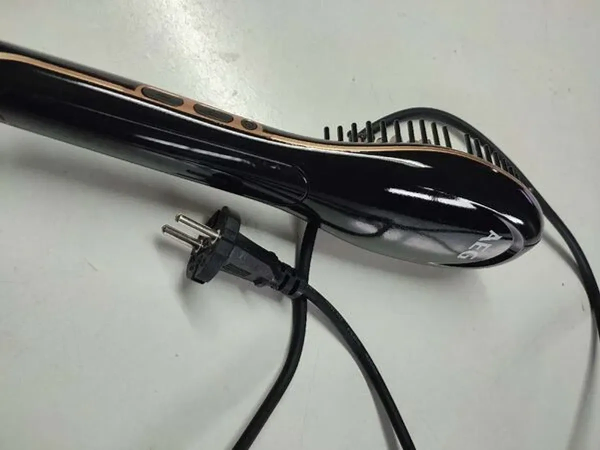 Alisador de Cabelo AEG