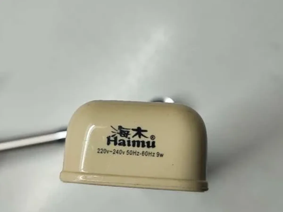 Candeeiro para máquina de costura