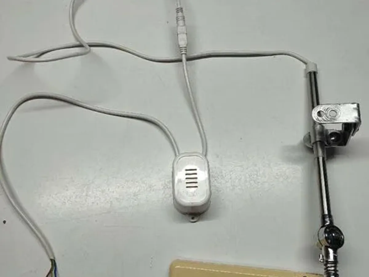 Candeeiro para máquina de costura