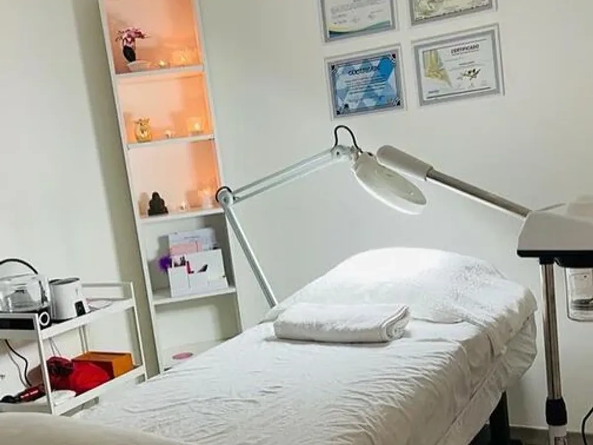 Limpeza de pele e massagens 