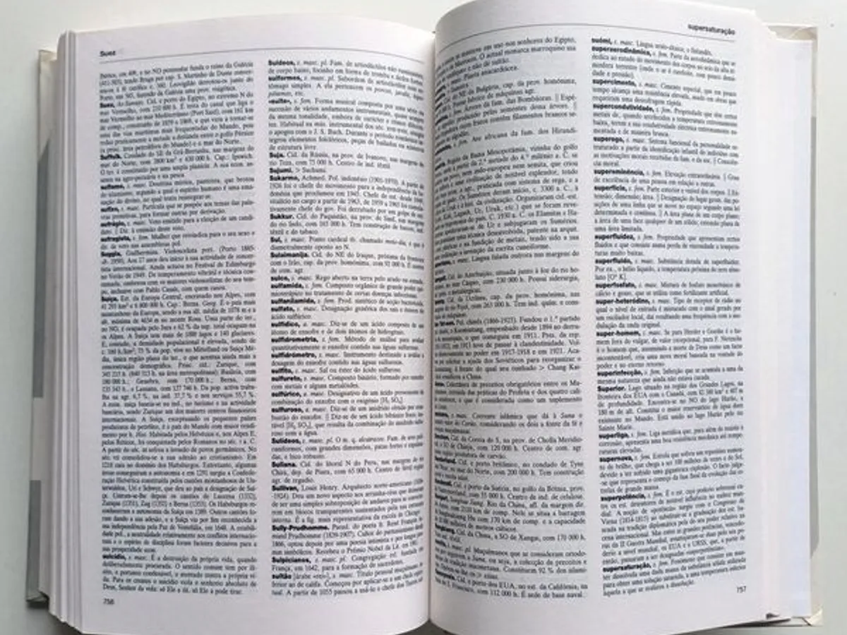 Mini enciclopédia Círculo de Leitores 