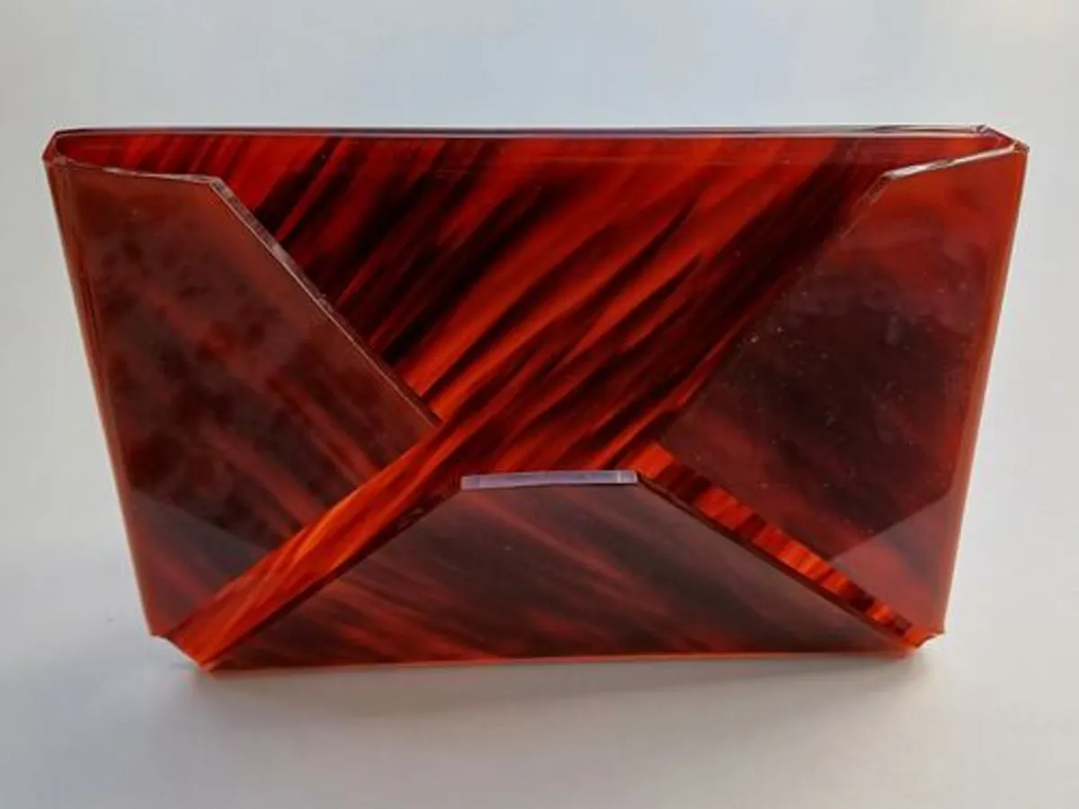 Porta papéis em acrílico 