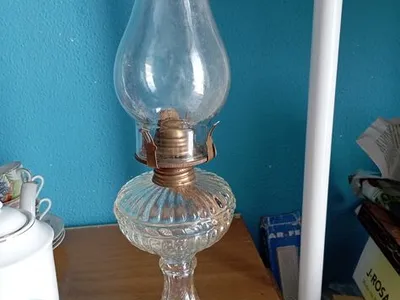 candeeiro vintage a petróleo 