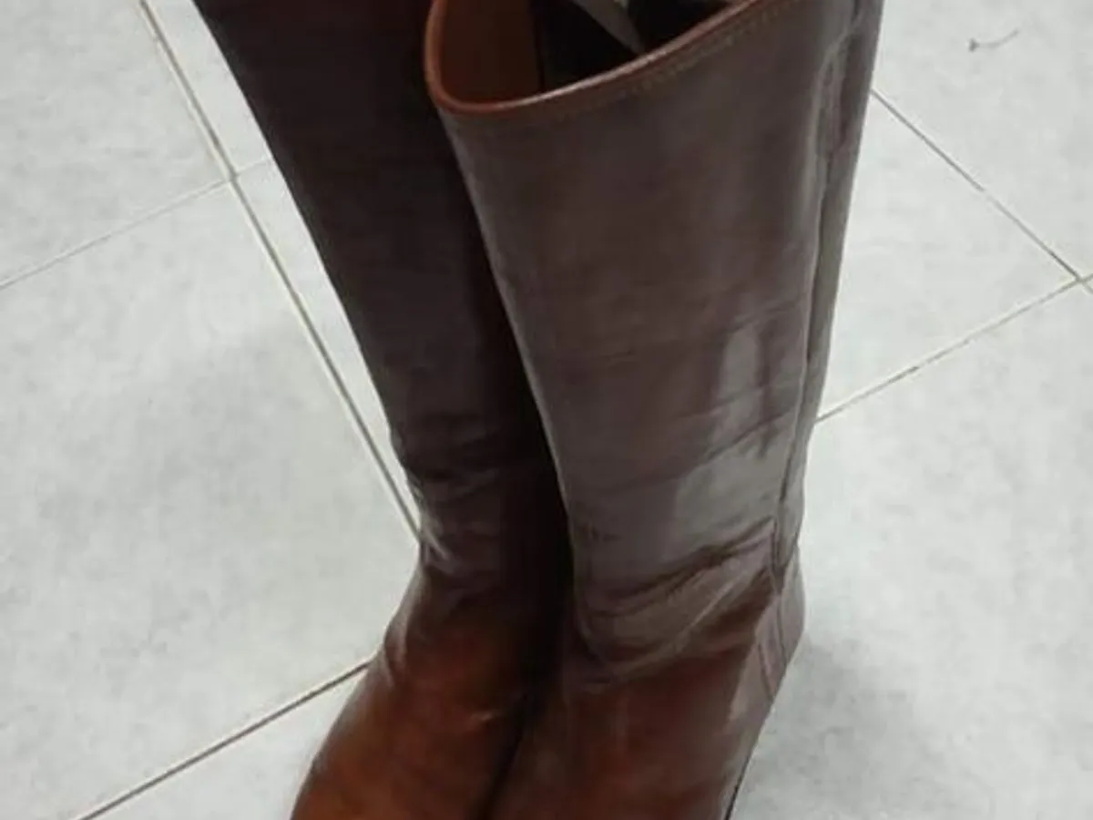 botins de cabedal ensebados 