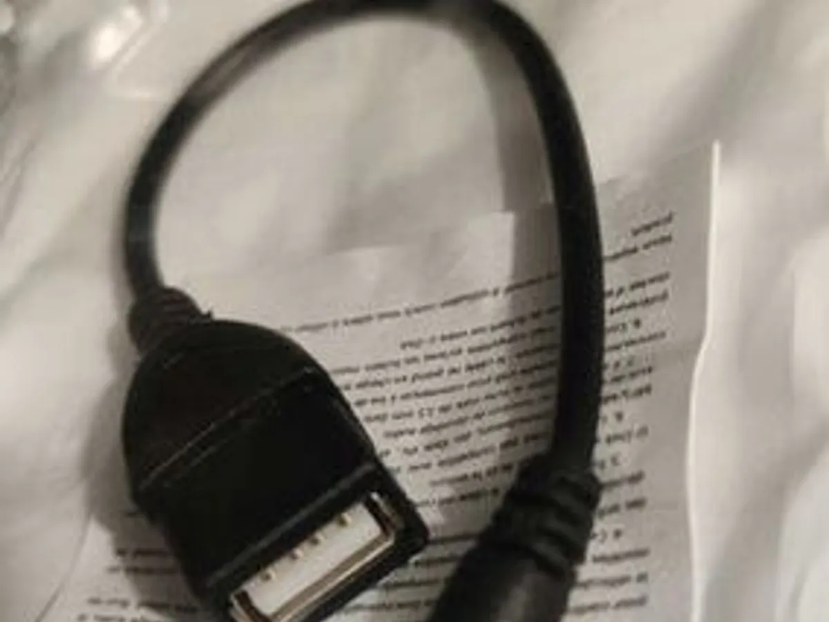 Conversor/adaptador NOVO Cabo De Áudio AUX Para Carro