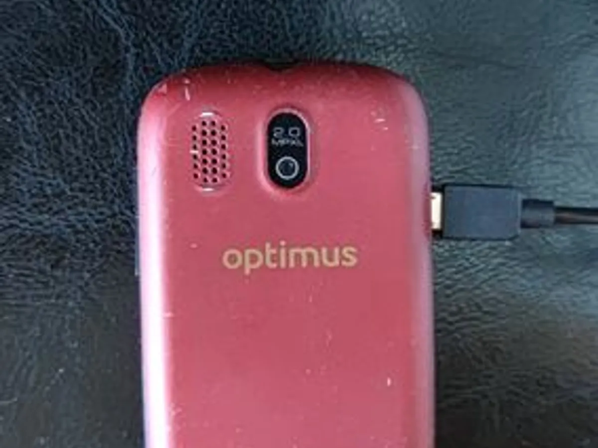 Telemóvel Alcatel OT-602