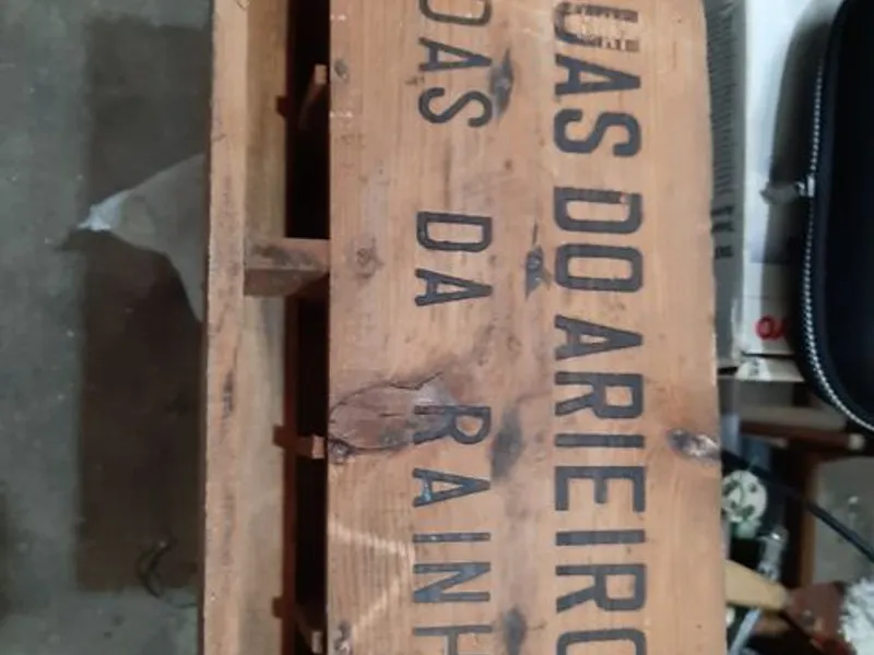 grades de bebidas de madeira