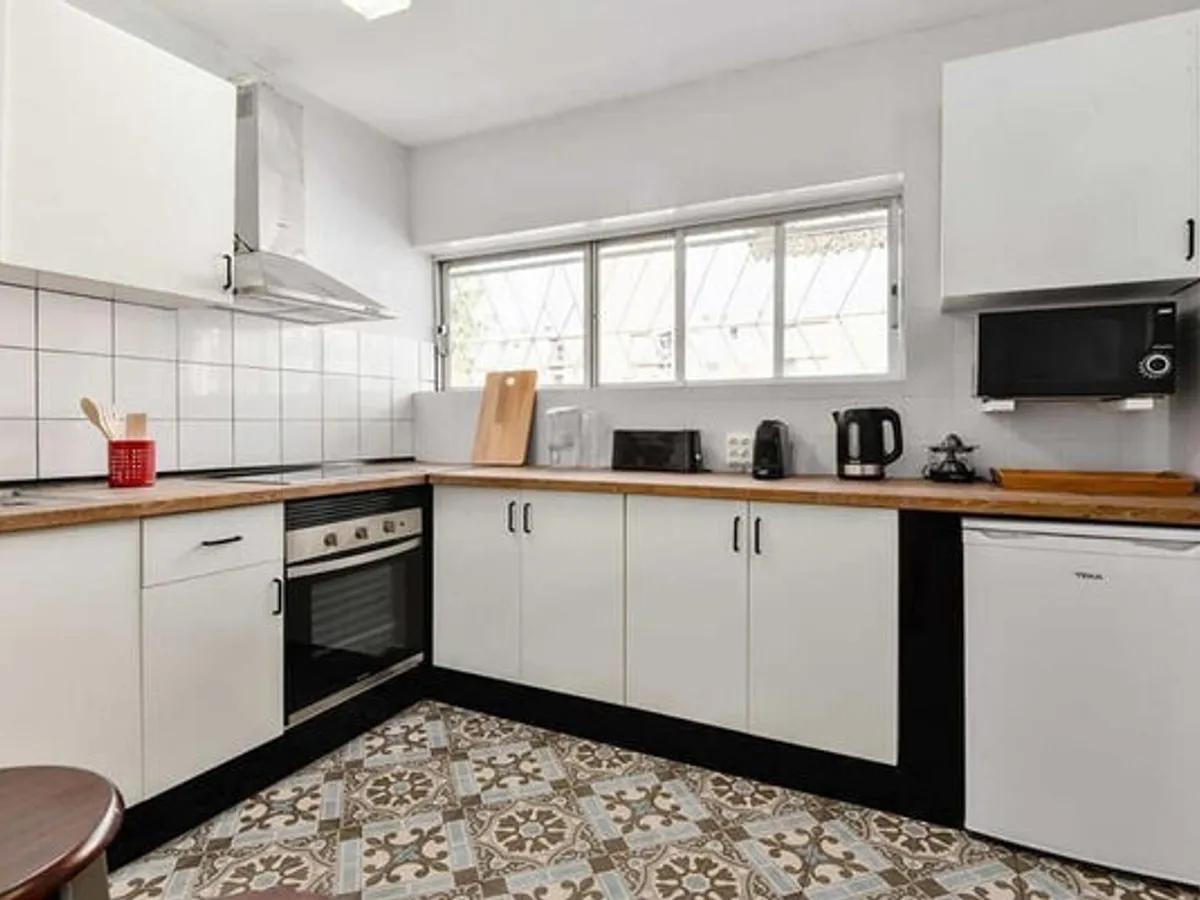 PINTOR , PINTURA A SUA MORADIA , APARTAMENTOS ETC 