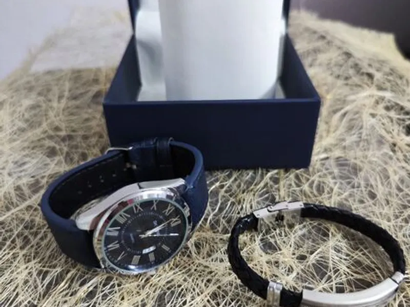 Conjunto relógio e pulseira de homem da marca Skyline 