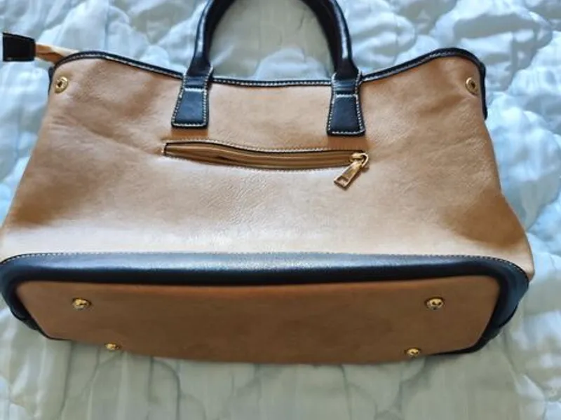 Linda Bolsa tote bege e preta