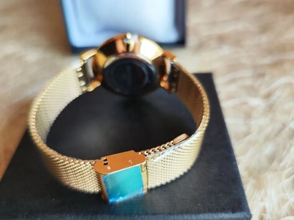 Relógio de pulso para Senhora dourado da Skyline 