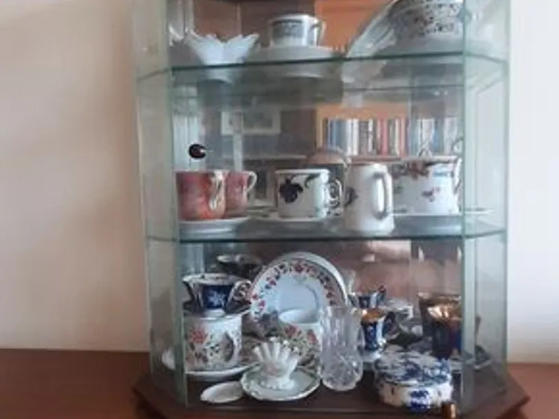 Vendo armário de parede com 39x19x51cm