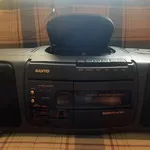 Rádio, leitor cassetes e Cd's Sanyo  2