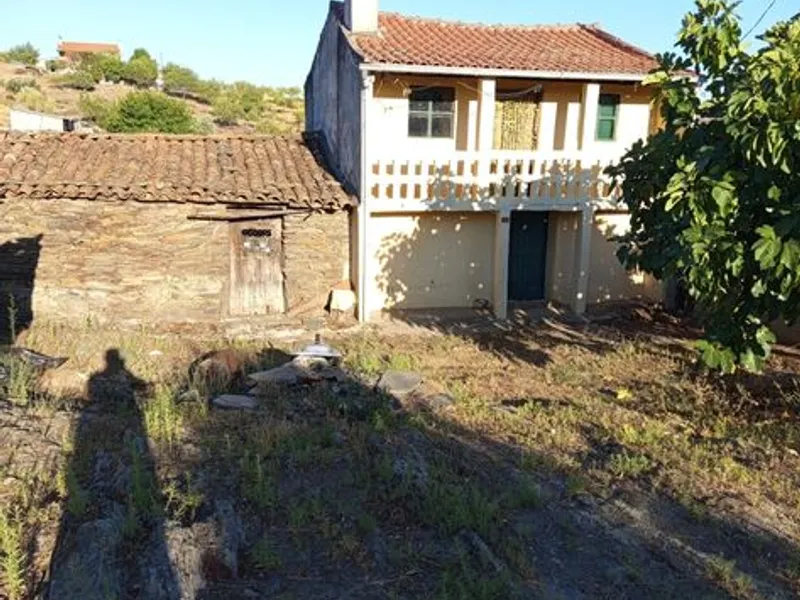 Casas para venda em sequeiros Moncorvo 