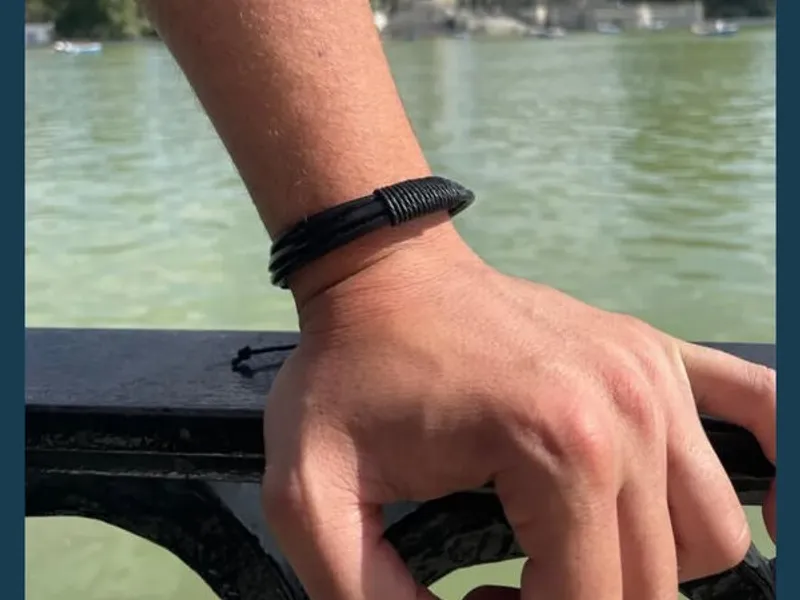 Pulseira em Couro Vegan - Preta