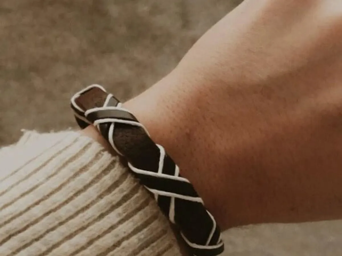 Pulseira em Couro Vegan