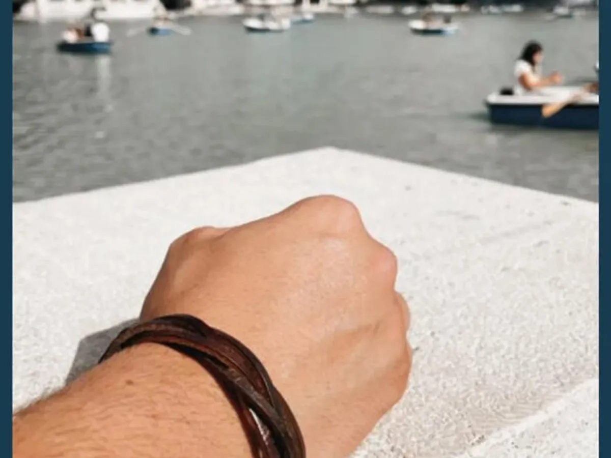 Pulseira em couro vegan