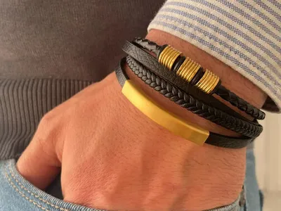 Pulseira multifacetada em Aço inoxidável + pele