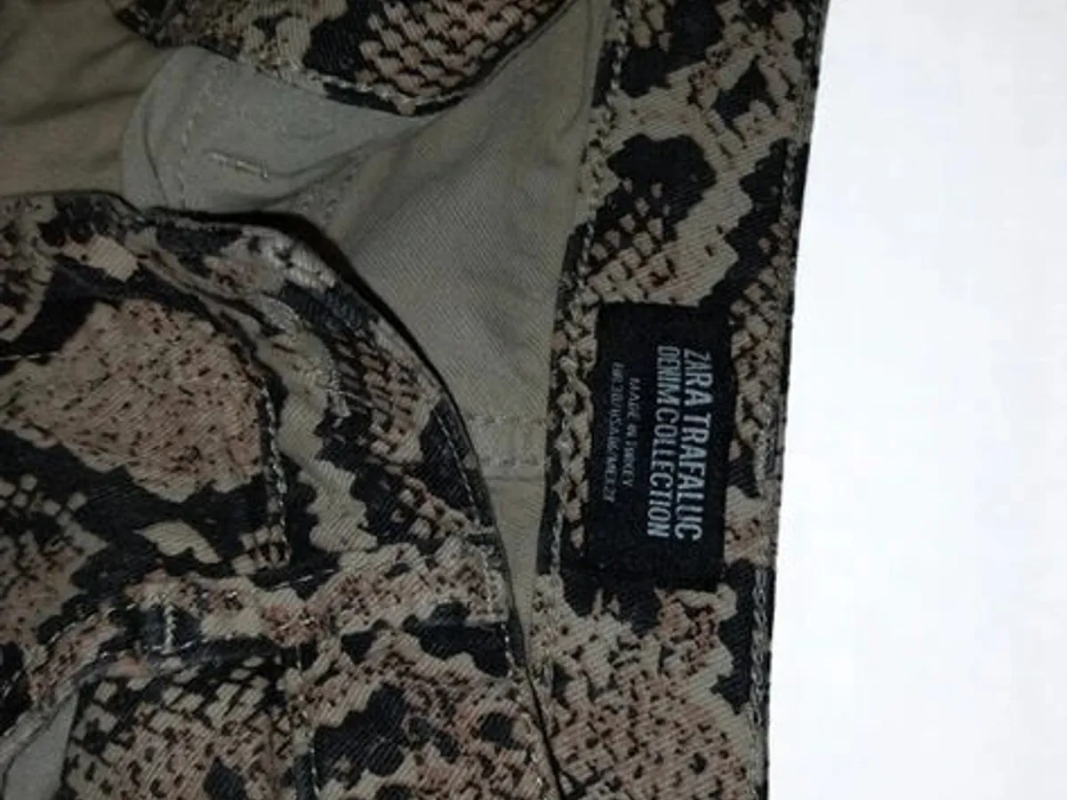 Calças Zara Efeito Pele de Cobra - Skinny Tamanho 