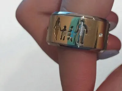 💍 Anel Giratório Dourado e Prateado Família